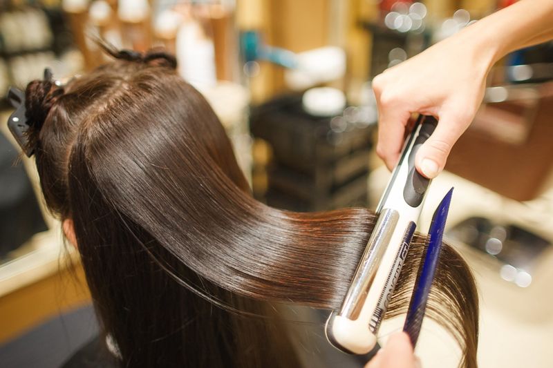 Процесс ламинирования волос